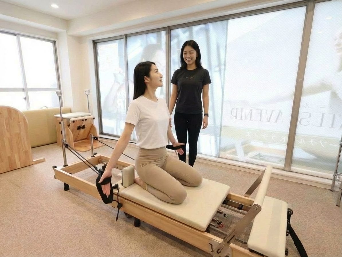 Add_a_smile_to_the_face_of_the_person_in_the_train-1765169906906(1)