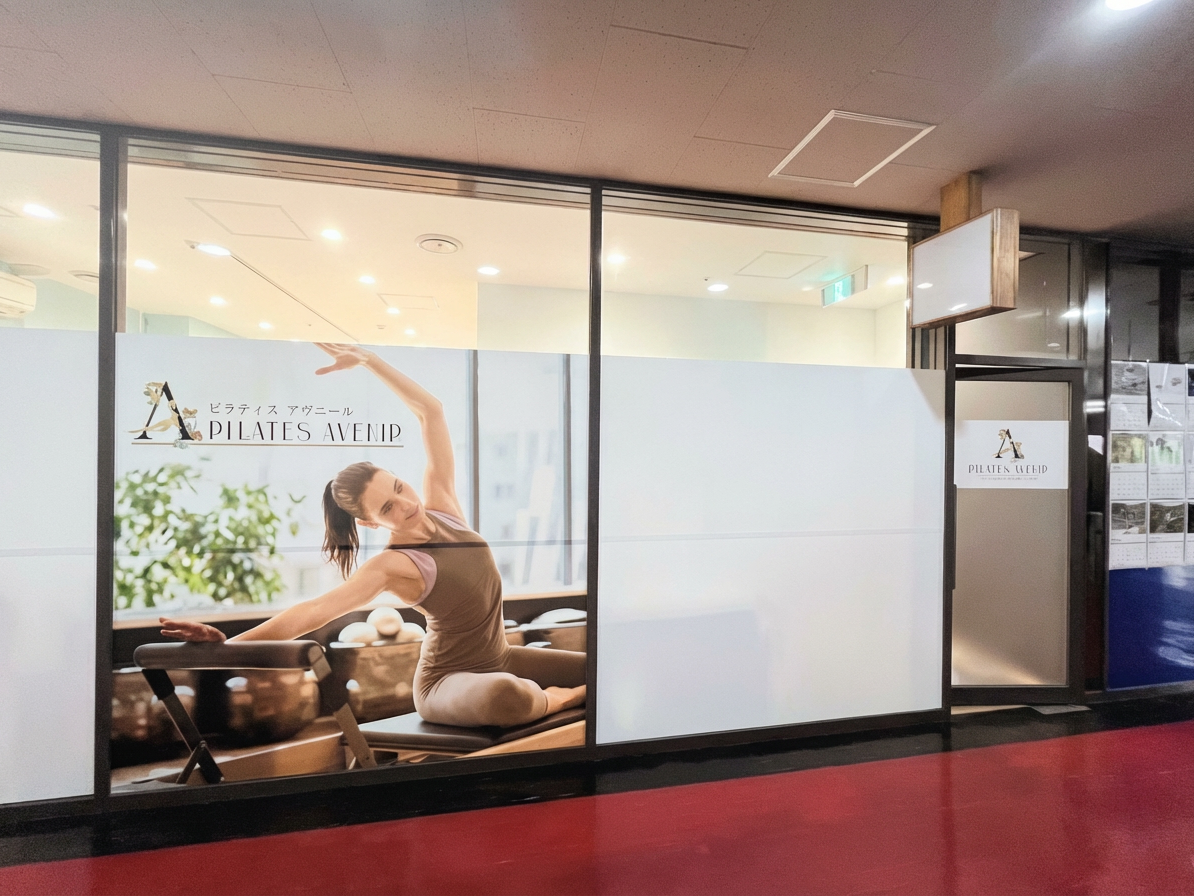 Apply_a_natural_filter_to_enhance_the_overall_brig-1765433832119