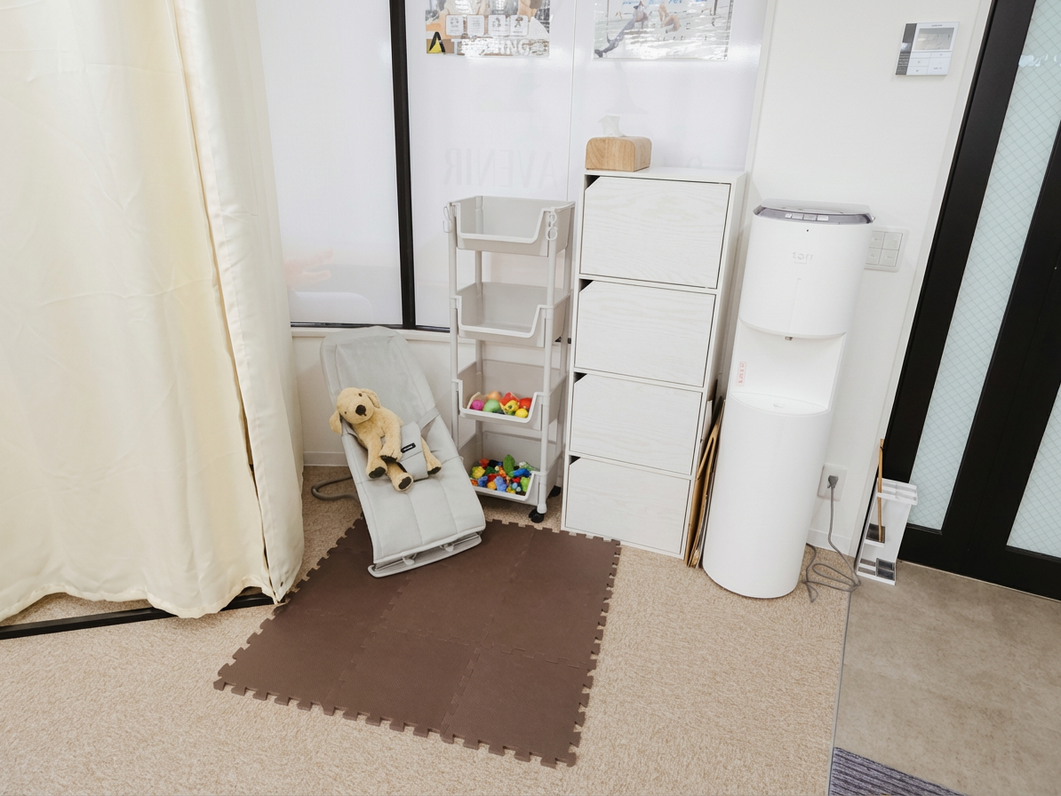 Apply_a_natural_filter_to_enhance_the_overall_brig-1765433979099