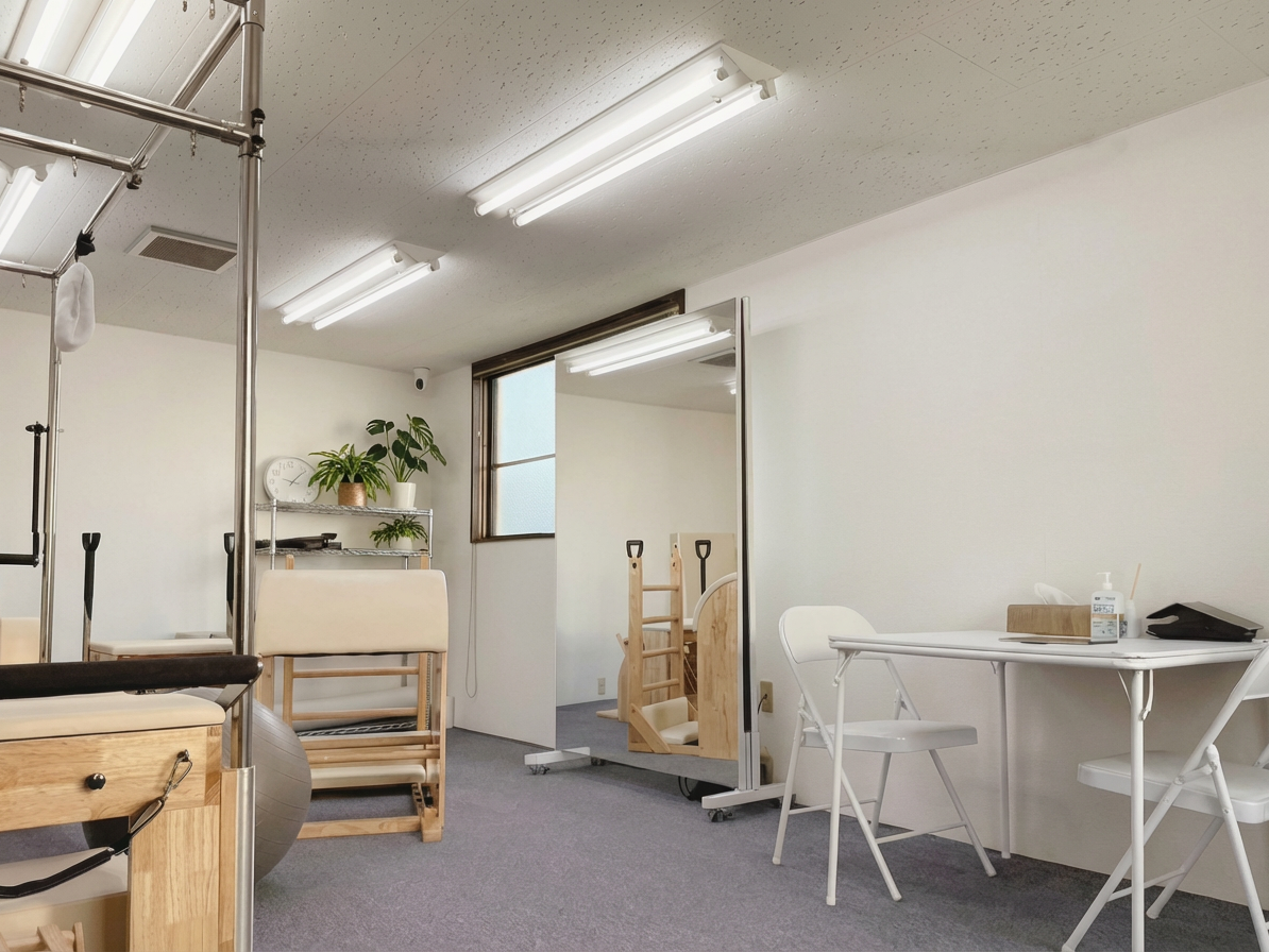 Apply_a_natural_filter_to_the_entire_image_to_enha-1765176809157