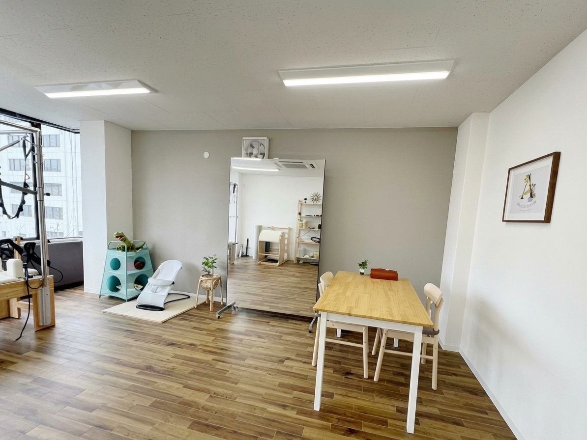 Apply_a_natural_filter_to_the_image_to_enhance_bri-1765076296237