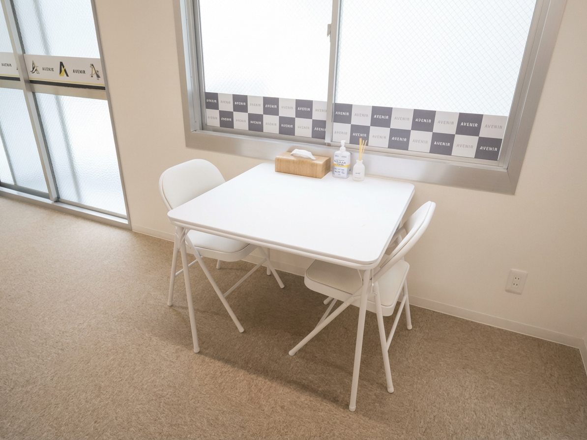 Enhance_the_brightness_and_clarity_of_the_entire_i-1765436127175