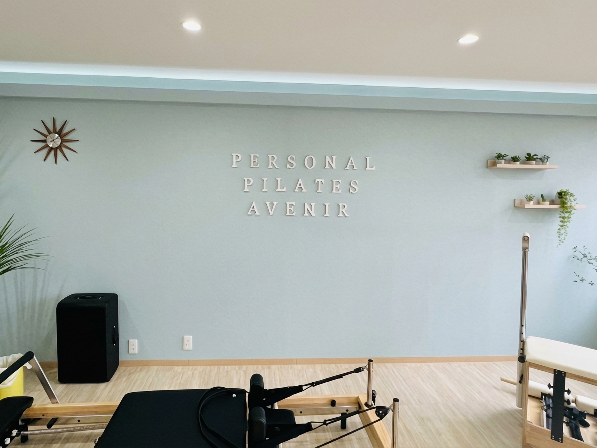 Enhance_the_image_while_maintaining_the_realistic_-1765255132002