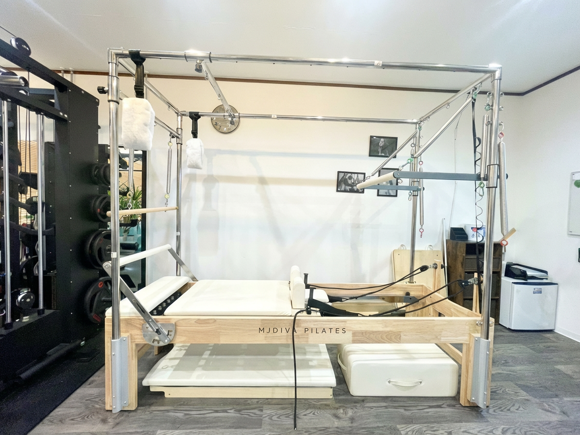 Enhance_the_overall_brightness_and_clarity_of_the_-1765434668417