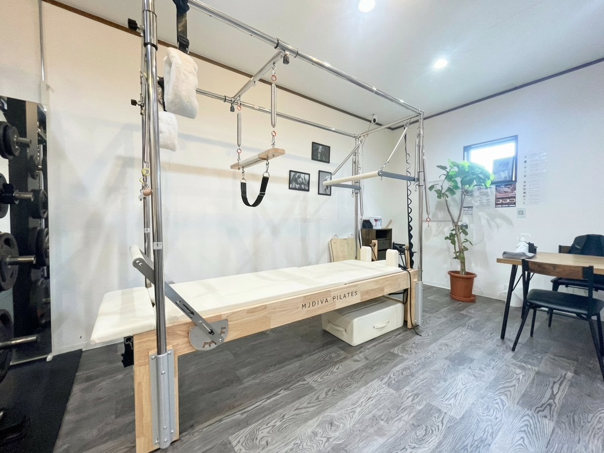 Enhance_the_overall_brightness_and_clarity_of_the_-1765434719684