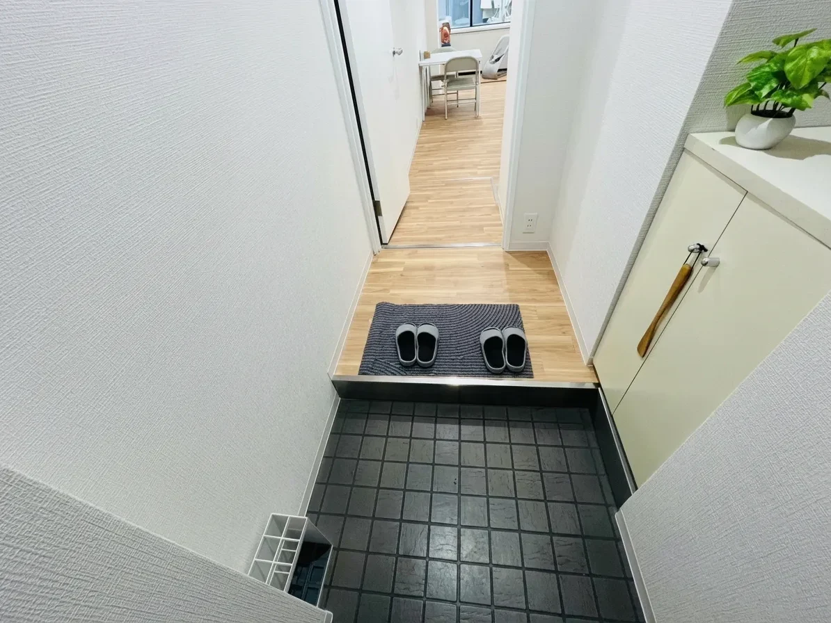 tenmabashi-slider5663-14 ピラティスアヴニール天満橋店が入る建物の外観と入口