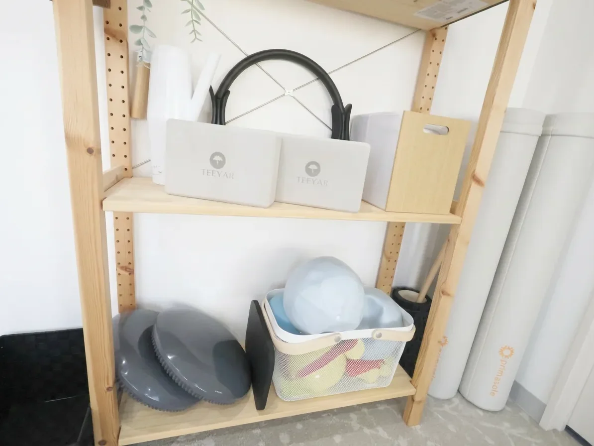 ピラティスアヴニール天王寺店のレッスンで使う備品や小物