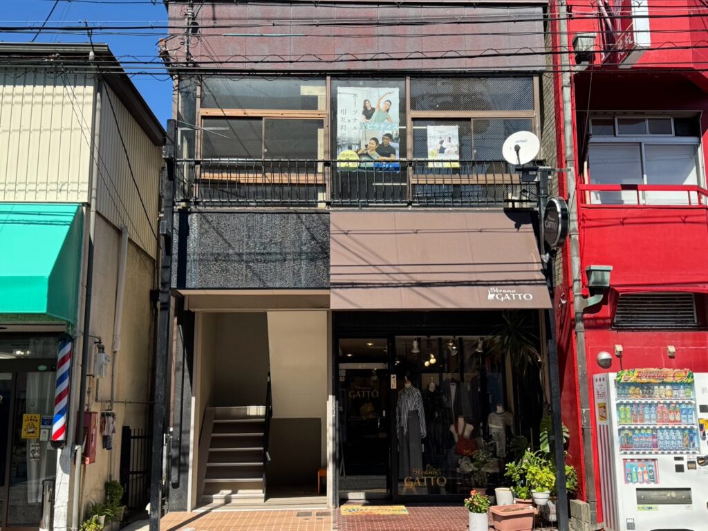 ピラティスアヴニール和泉府中店の外観