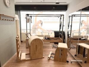 ピラティスアヴニール箕面船場店のスタジオ