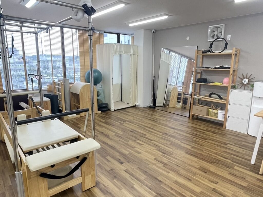 ピラティスアヴニール奈良新大宮店のスタジオ