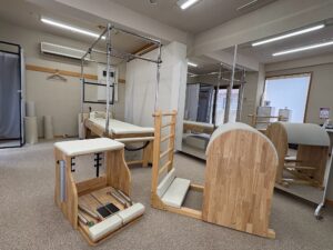 ピラティスアヴニール岡本店のスタジオ